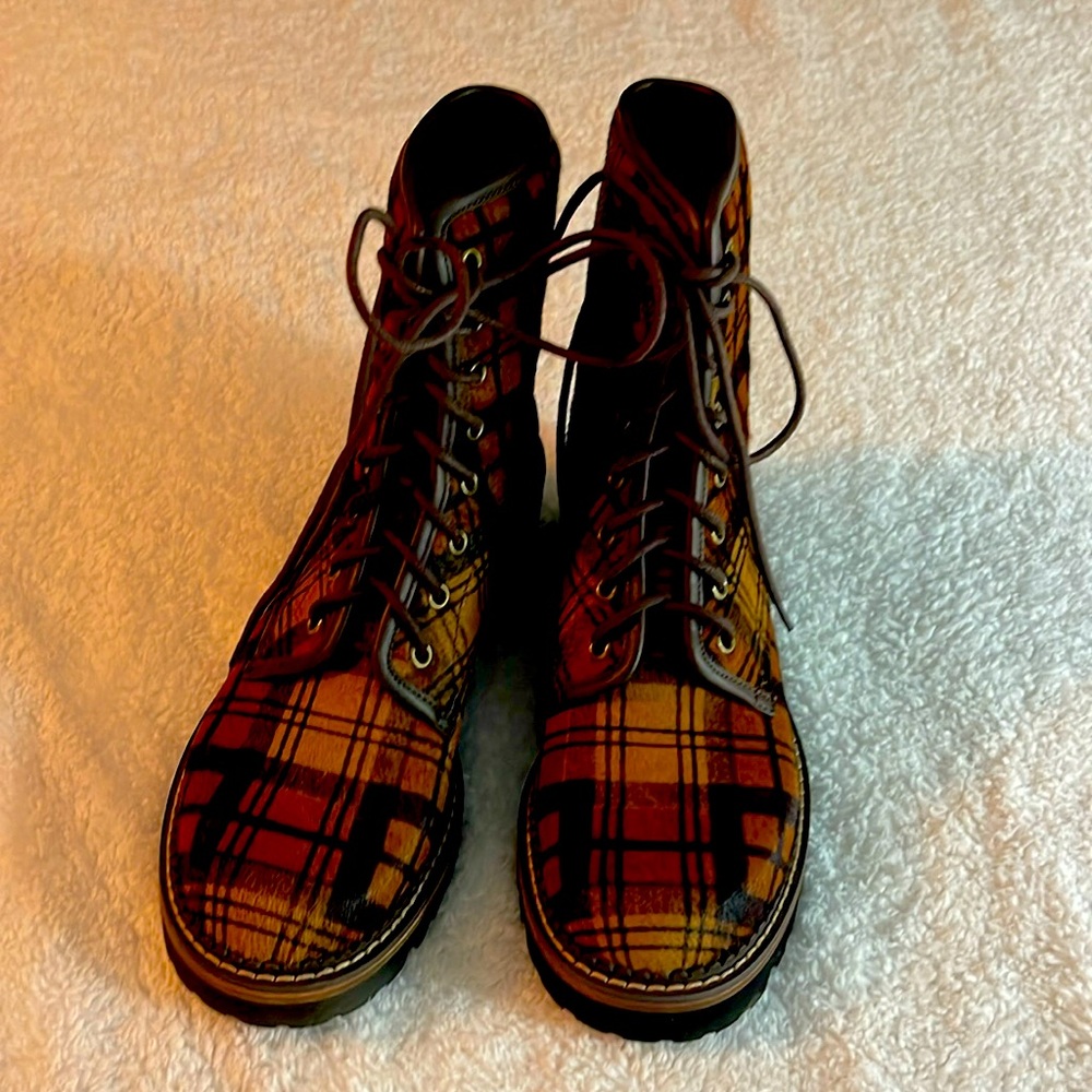 See By Chloe, NWOT, brown tartan plaid, hair calf lace up ankle boots.